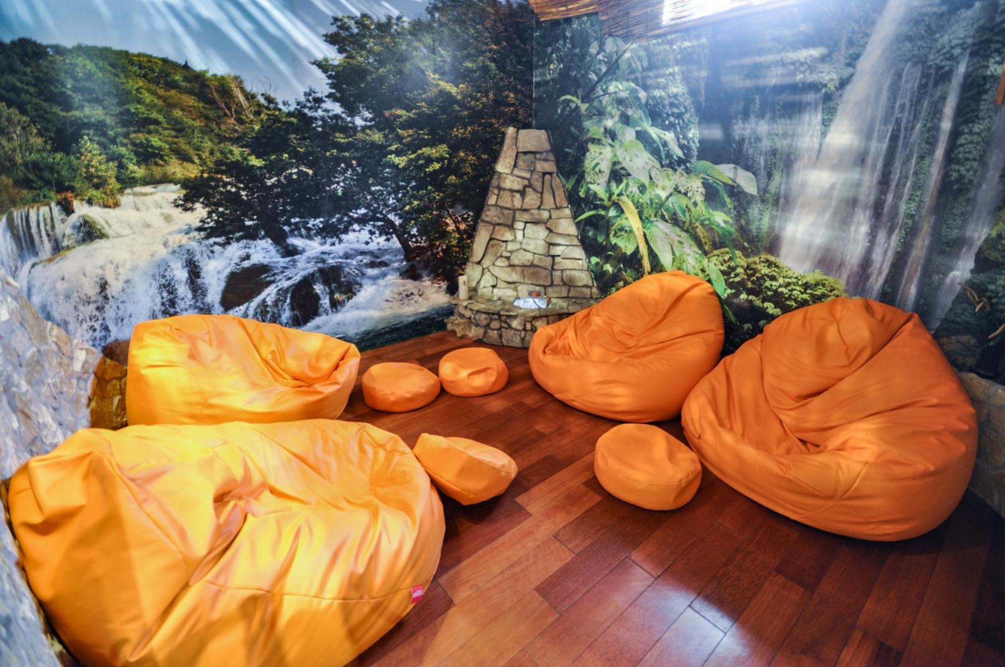 Hotel Trzy Swiaty Spa & Wellness Rajska Wyspa グリヴィツェ エクステリア 写真