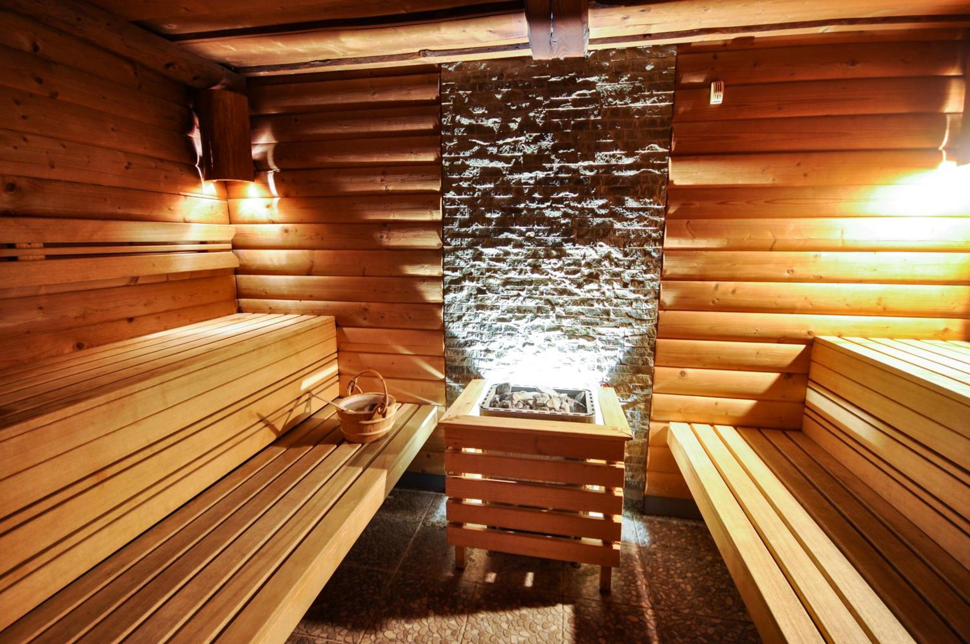 Hotel Trzy Swiaty Spa & Wellness Rajska Wyspa グリヴィツェ エクステリア 写真